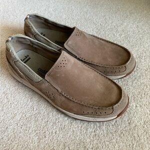 Men’s Clark’s Slip-on Shoes